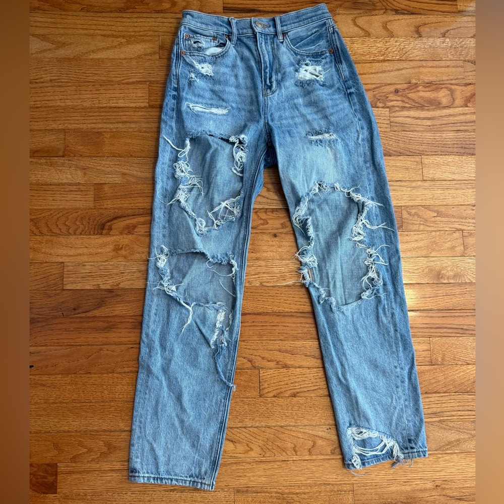 American Eagle Outfitters Light Blue Denim Jeans